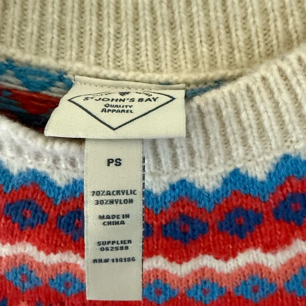 St. John's Bay Red and Blue Geometric Women's Sweater - Picture 3 of 4